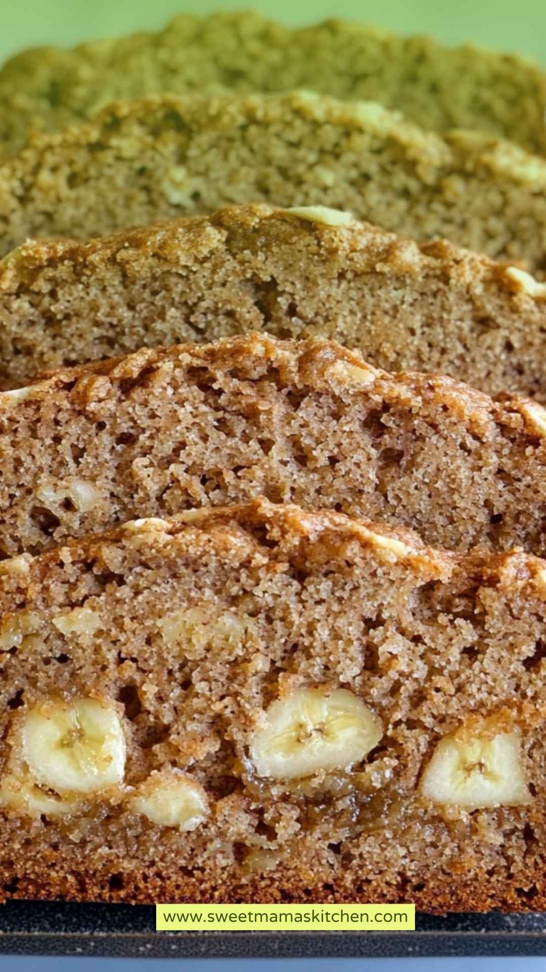 Best Apple Cinnamon Banana Bread Recipe