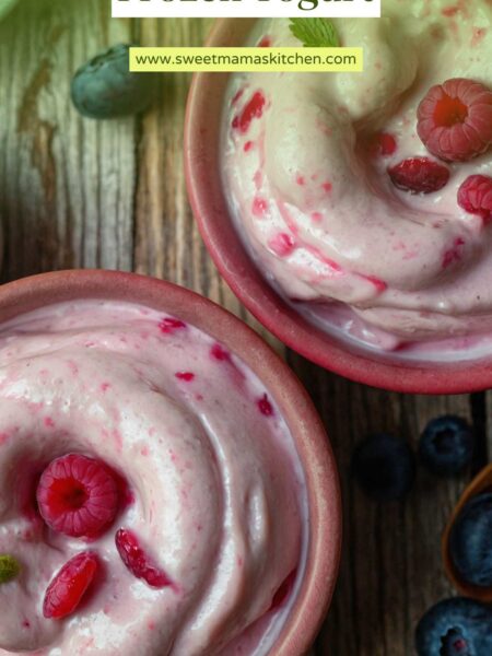 5 Minute Healthy Greek Frozen Yogurt